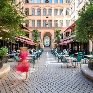 Tortue - Schöner Als Fantasie Hotel