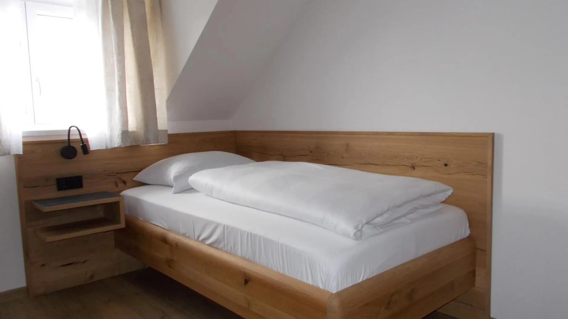 **  Gasthof Ramsauer Neufahrn in Niederbayern Deutschland